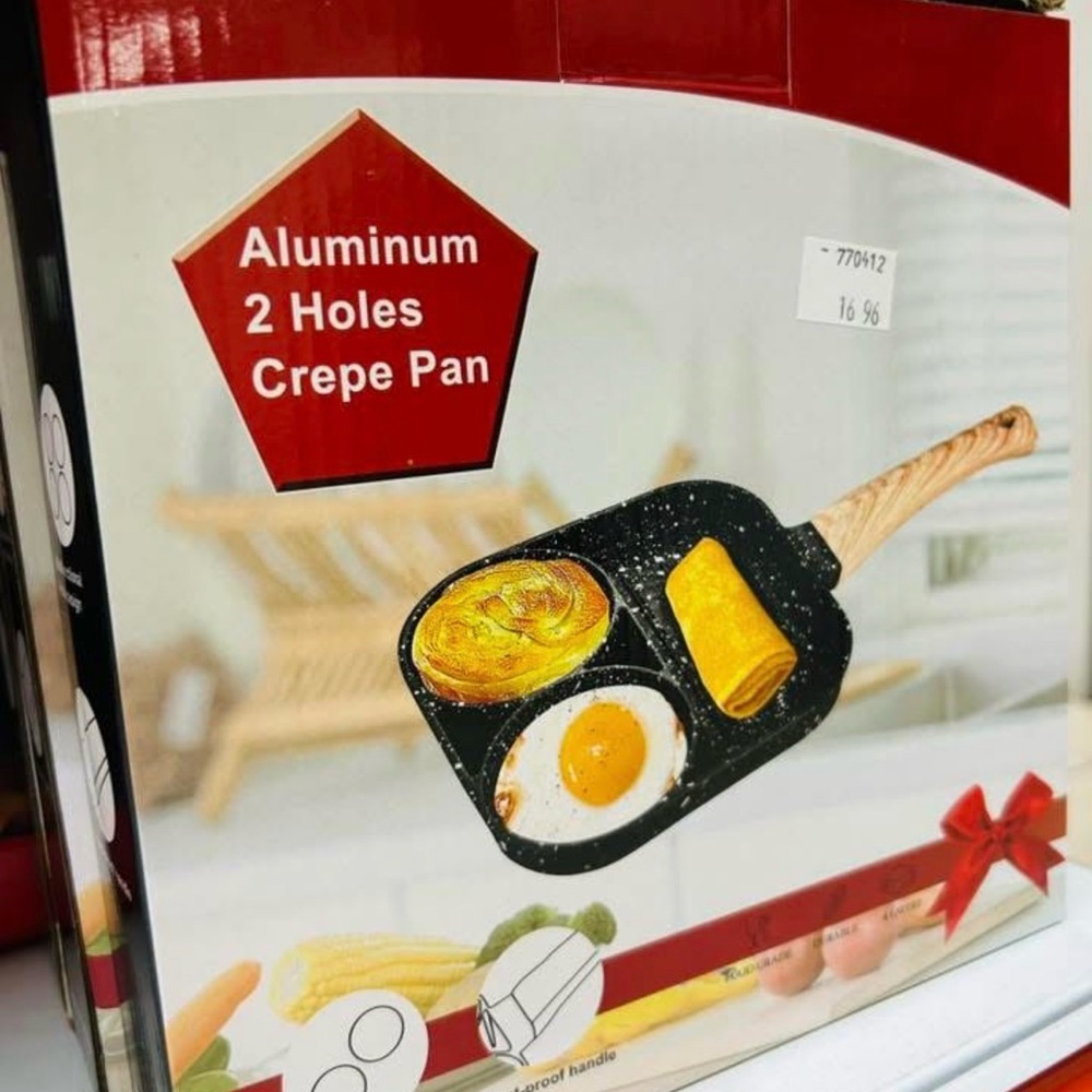 New Aluminum Two-Hole Black Crepe Pan with Wooden Handle